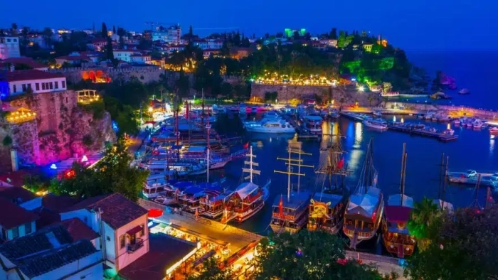 Antalya’da Konaklamanın En İyileri: Nerede Kalalım?